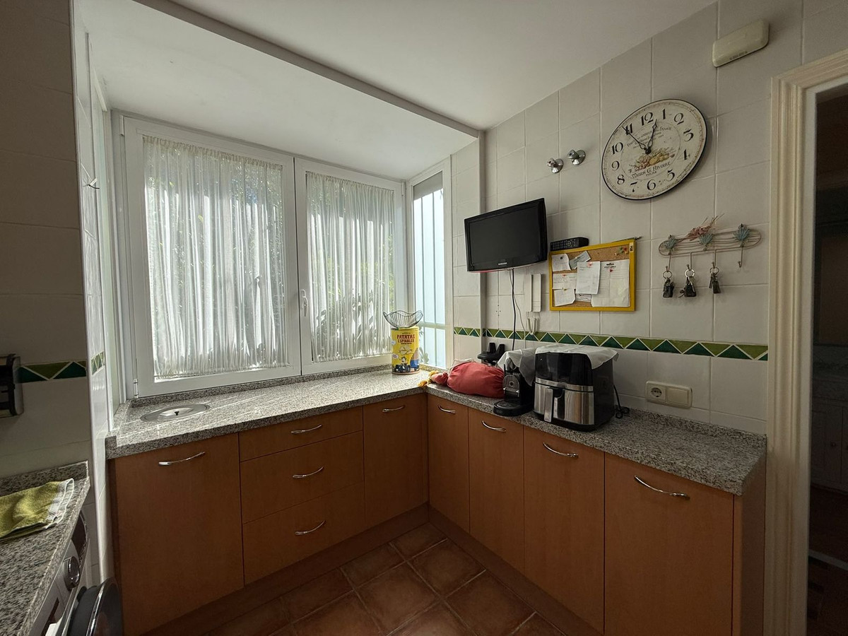 4 bedroom House in Bahía De Marbella in Bahía de Marbella - foto 8