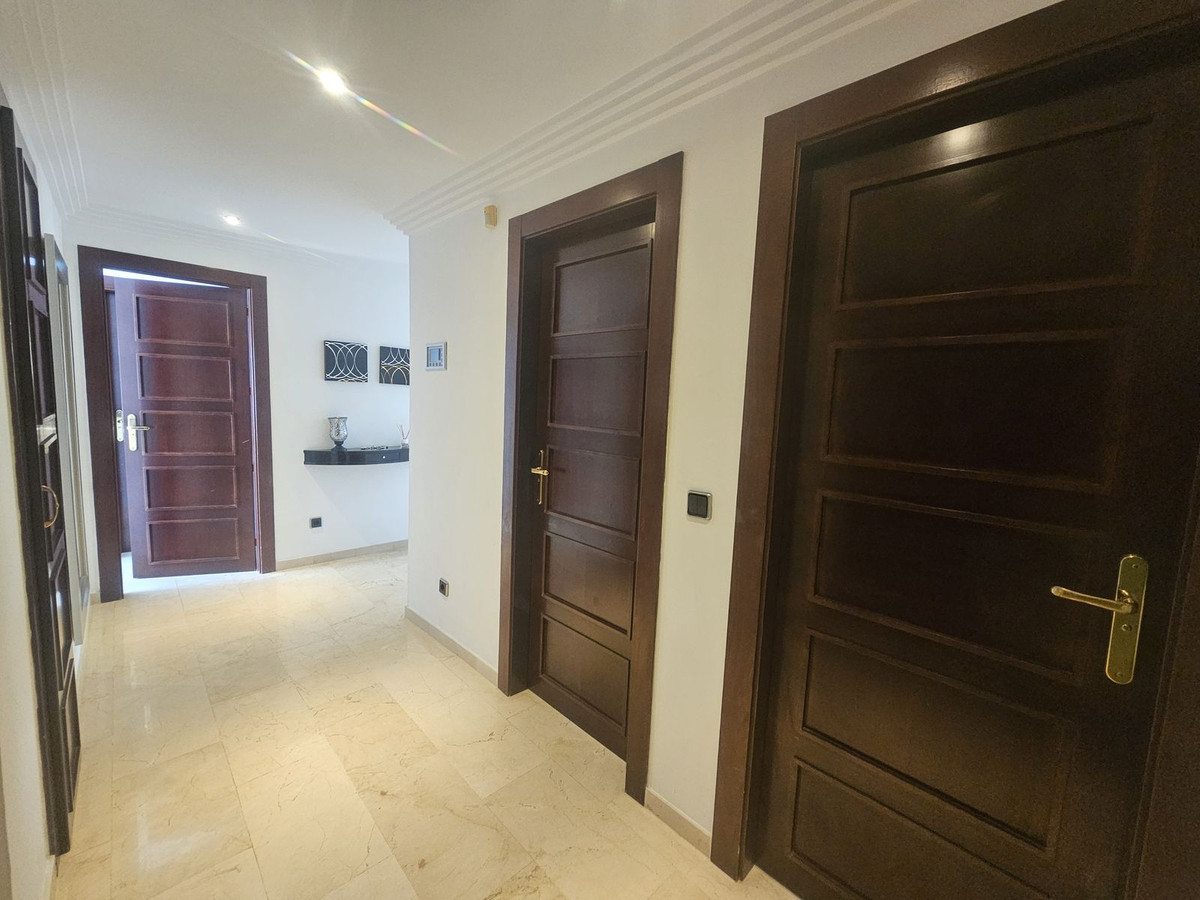 2 bedroom Apartment in Puerto Banús in Puerto Banús - foto 13