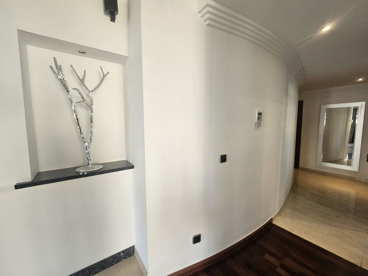 2 bedroom Apartment in Puerto Banús in Puerto Banús - foto 16