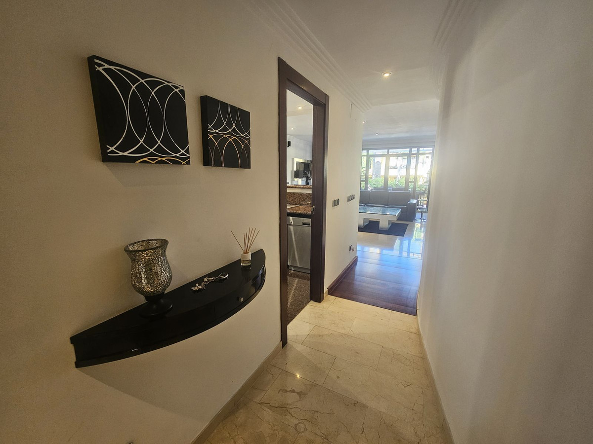 2 bedroom Apartment in Puerto Banús in Puerto Banús - foto 17