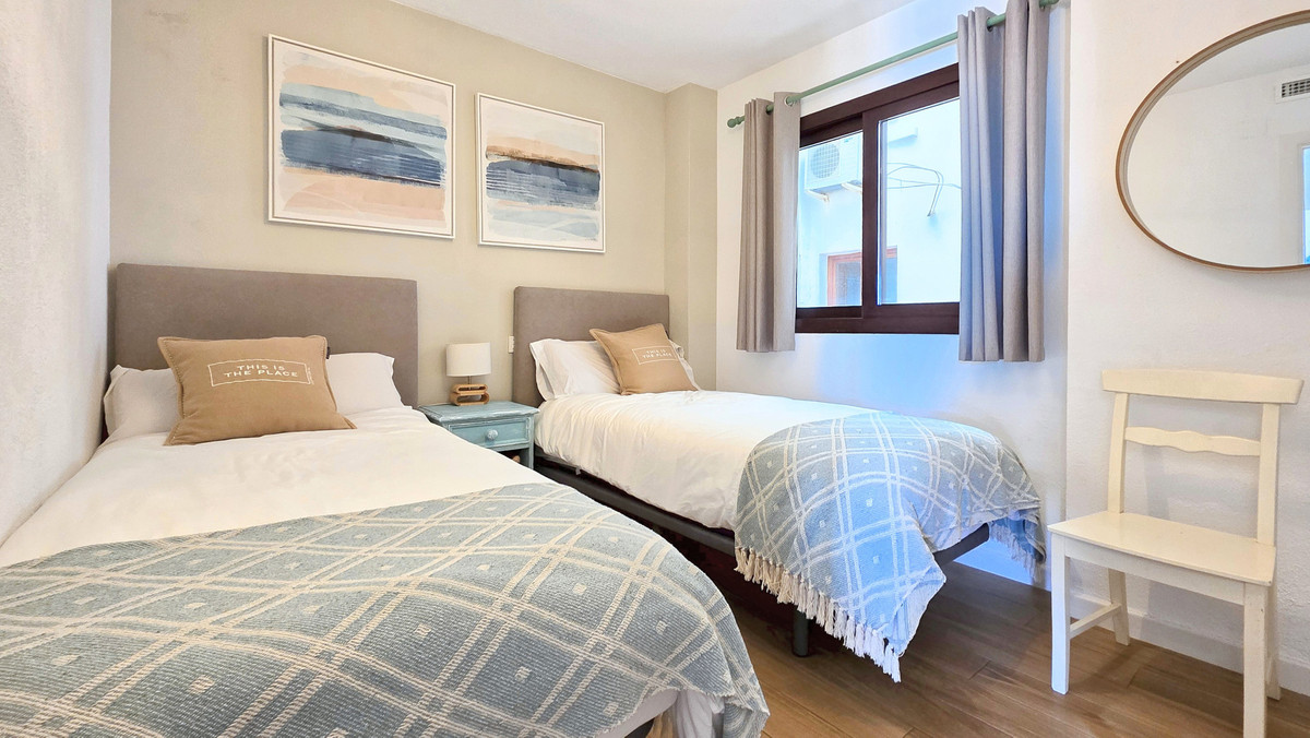 Twee-slaapkamerappartement in La Duquesa met uitzicht op de marina in La Duquesa - foto 15