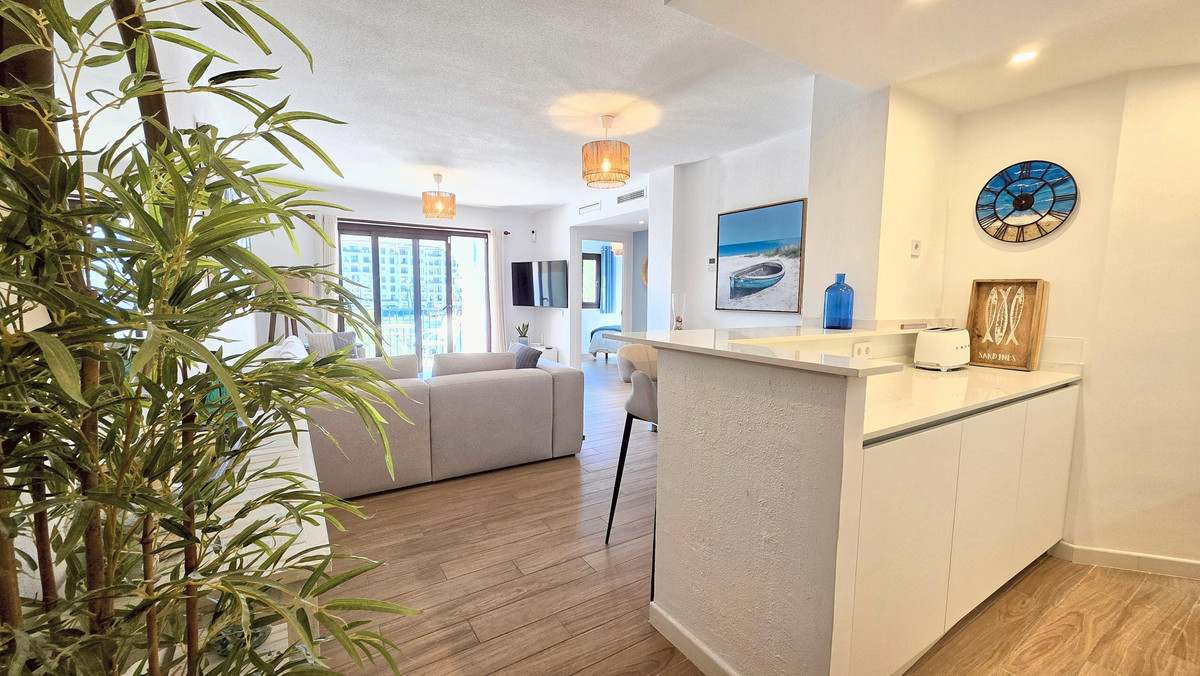 Twee-slaapkamerappartement in La Duquesa met uitzicht op de marina in La Duquesa - foto 5