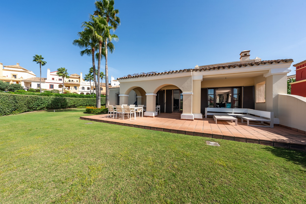 Zes-slaapkamervilla in Sotogrande nabij golf en strand in Sotogrande - foto 15