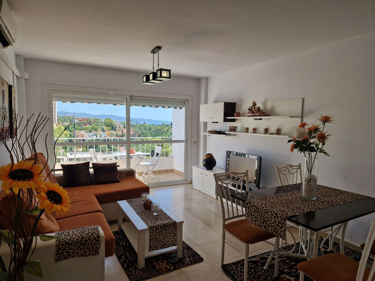 1 bedroom Apartment in Nueva Andalucía in Nueva Andalucía - foto 5