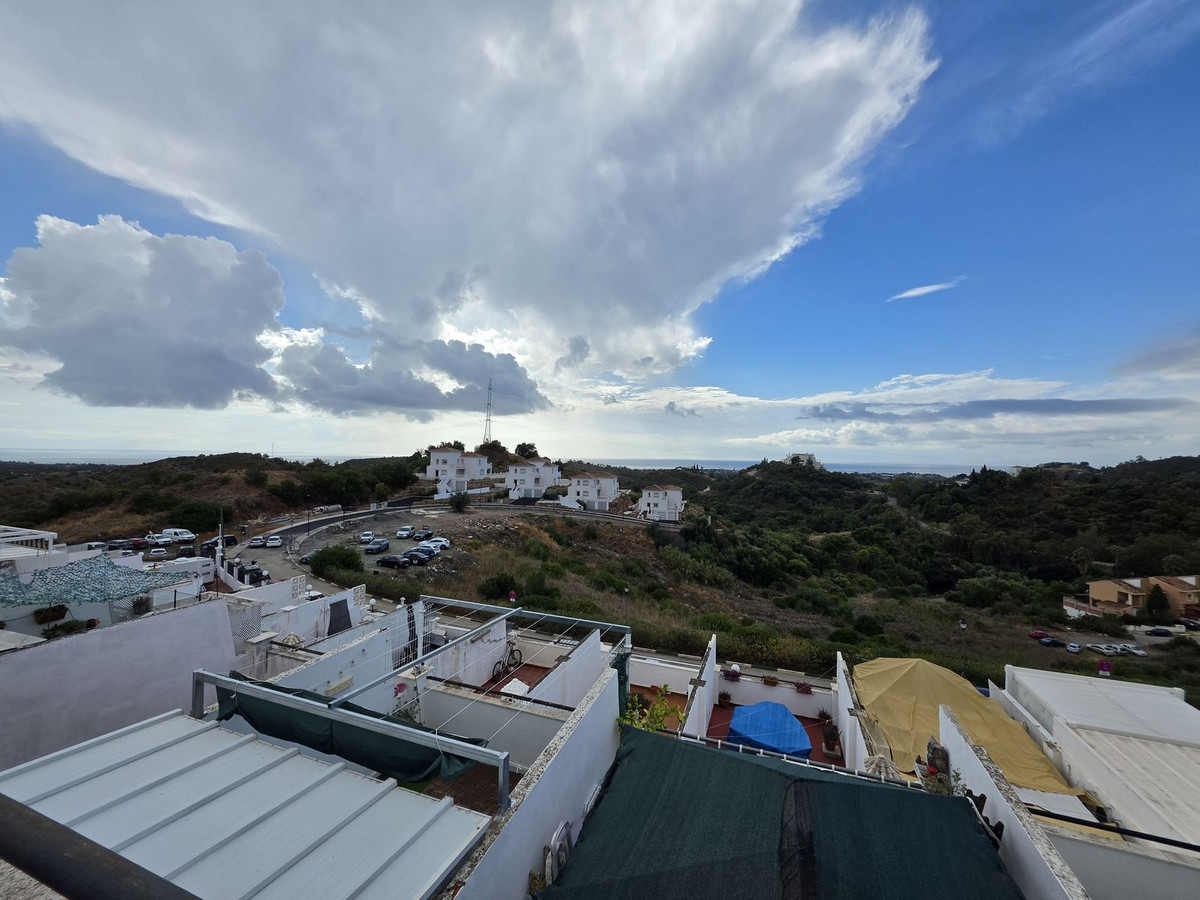 1-slaapkamer penthouse-duplex met zeezicht in Estepona (Forest Hills) in Estepona - foto 3