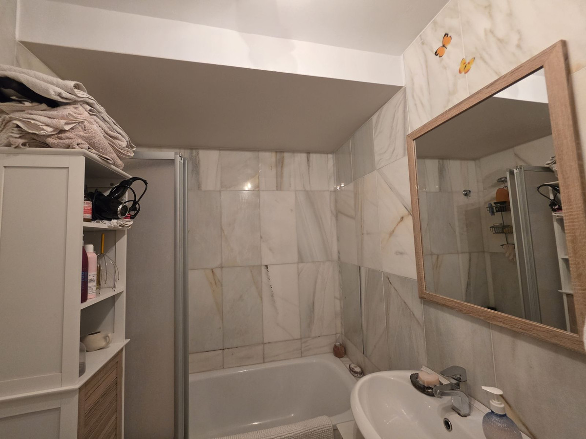 1-slaapkamer penthouse-duplex met zeezicht in Estepona (Forest Hills) in Estepona - foto 9