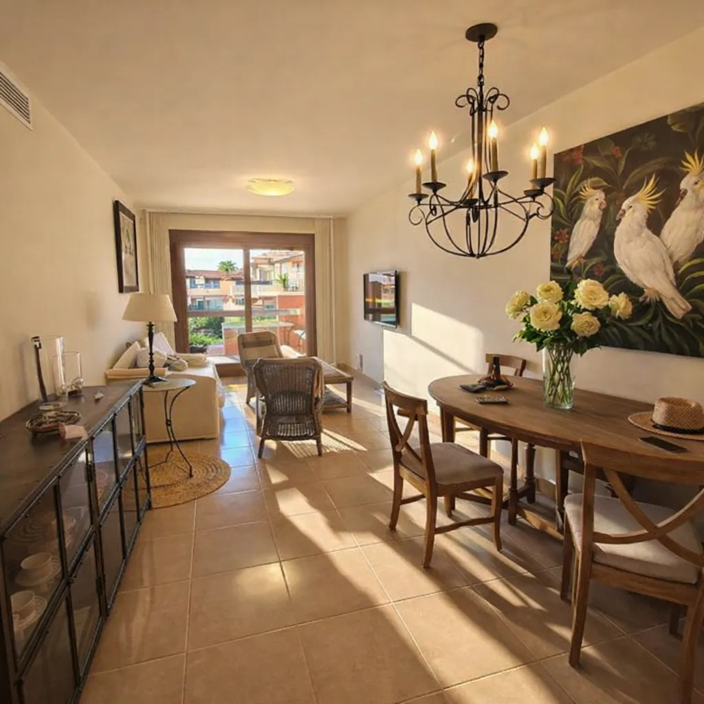 2 bedroom Apartment in Estepona in Estepona - foto 7