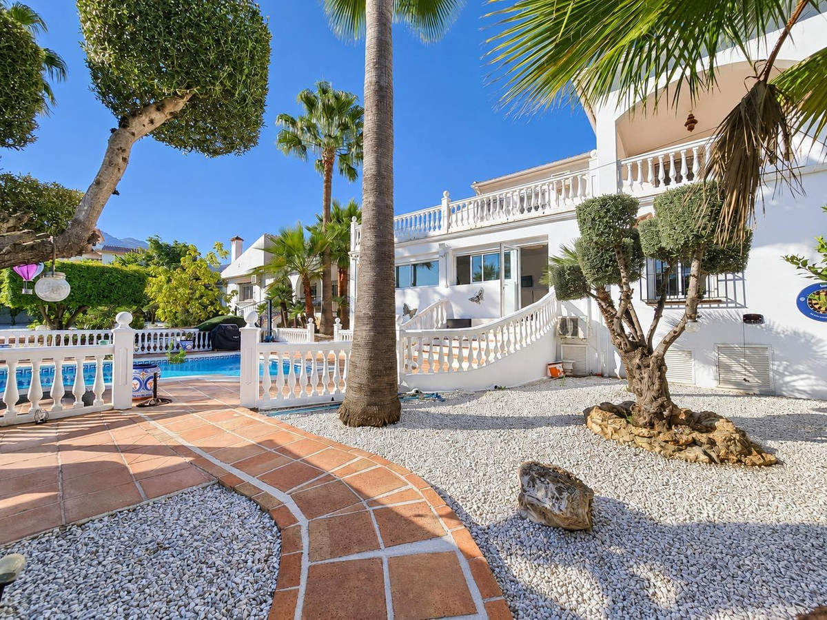 Villa met 10 slaapkamers in Alhaurín de la Torre in Alhaurín de la Torre - foto 2