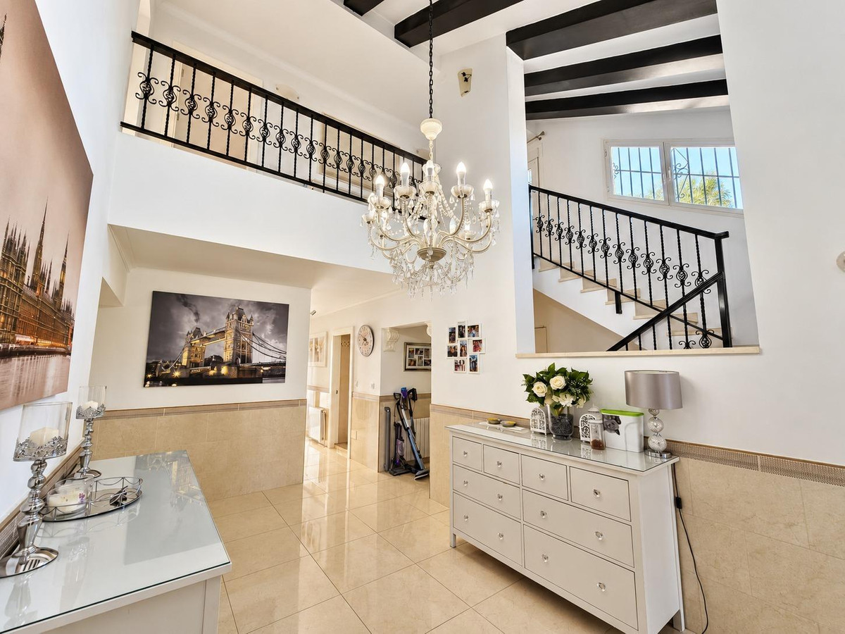 Villa met 10 slaapkamers in Alhaurín de la Torre in Alhaurín de la Torre - foto 8