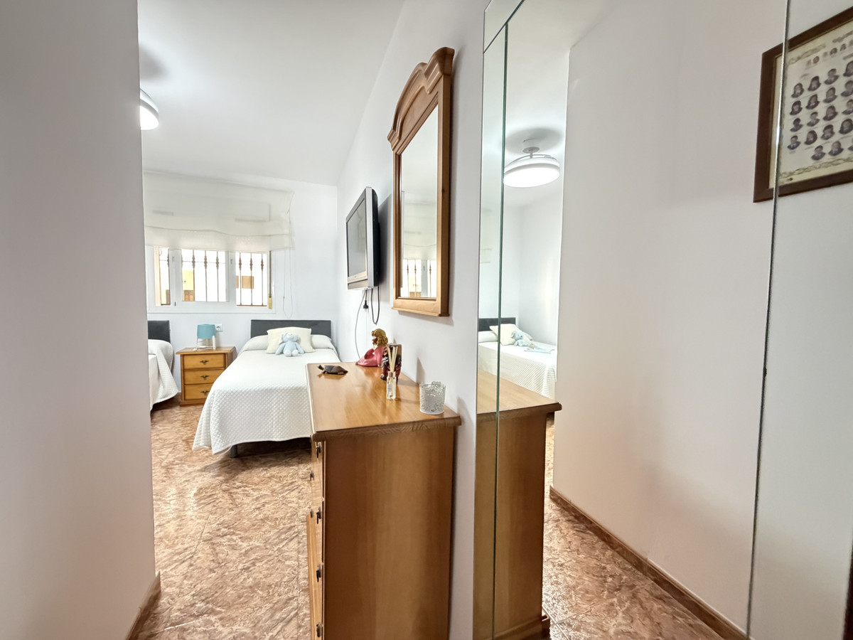 Drie-slaapkamer-appartement in Cancelada, Estepona in Cancelada - foto 12