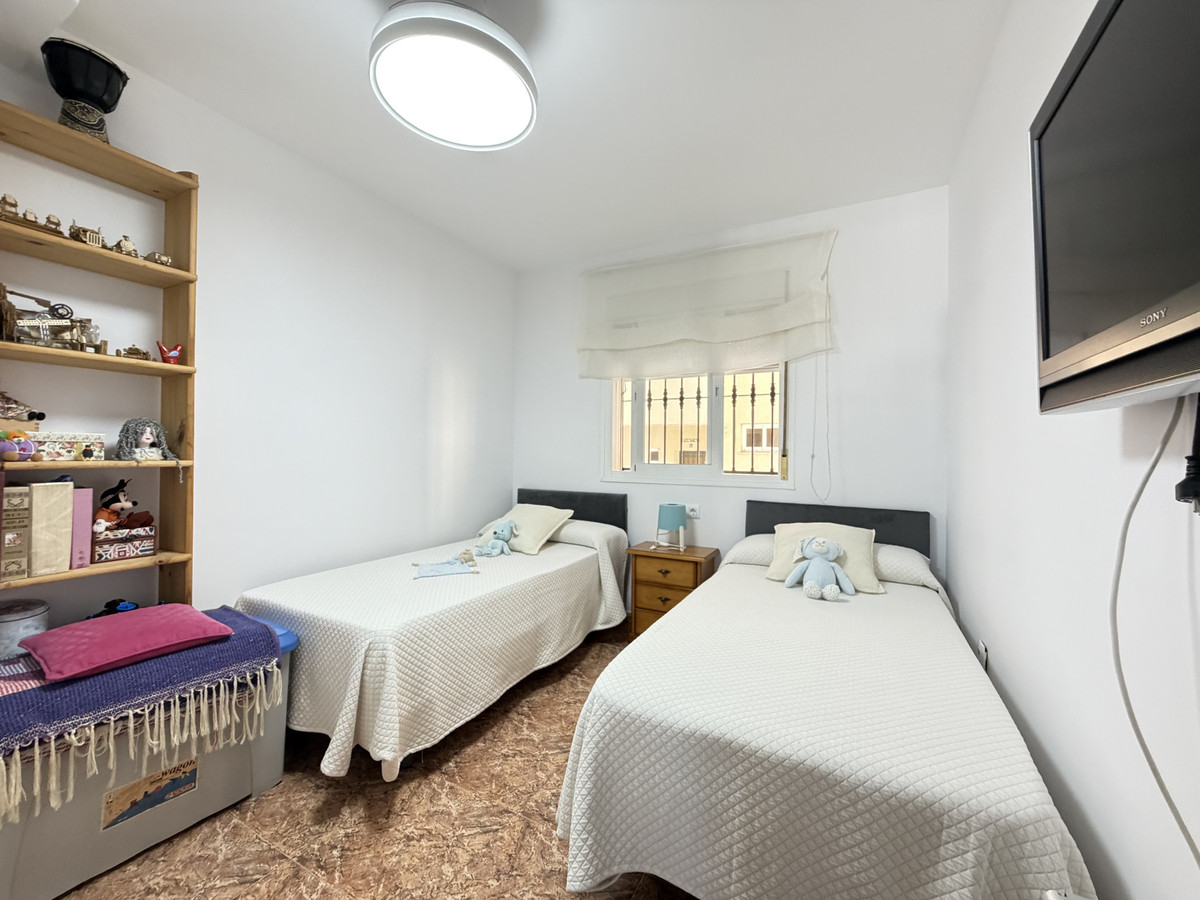 Drie-slaapkamer-appartement in Cancelada, Estepona in Cancelada - foto 10