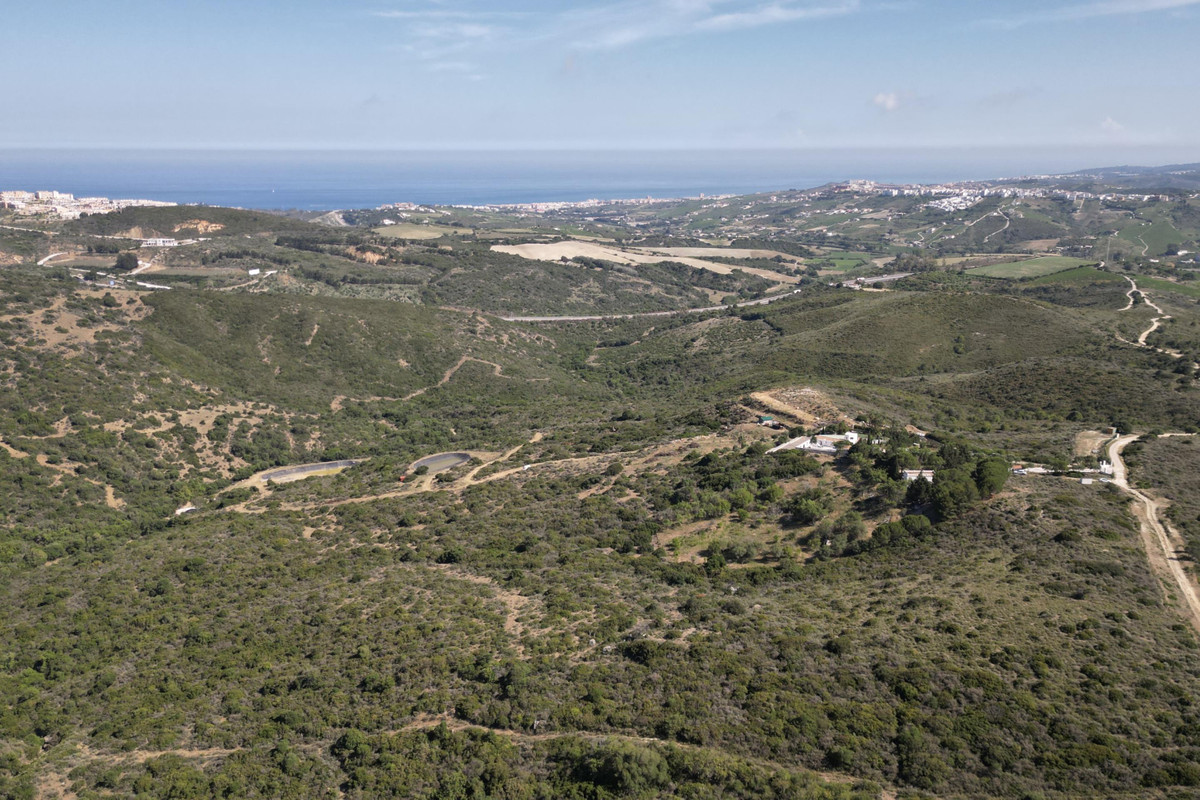 Plot in Casares in Casares - foto 2