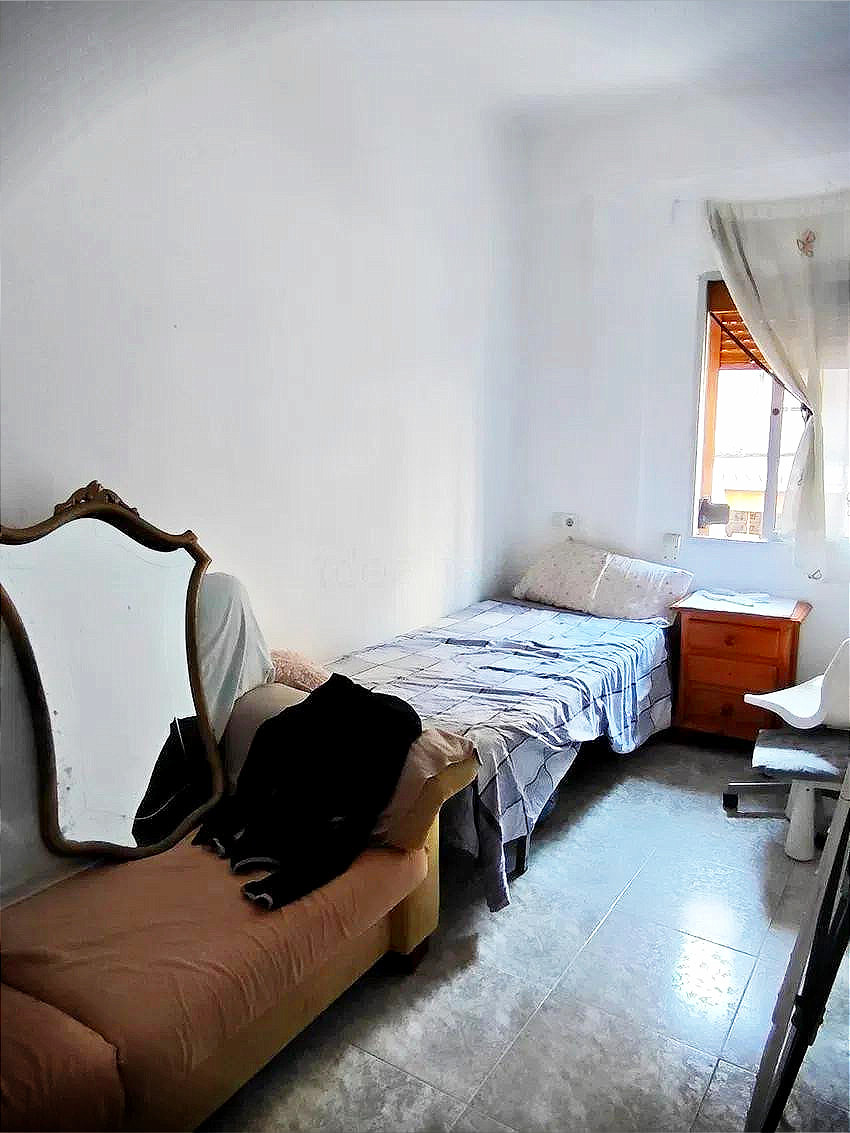 Driekamerappartement in Málaga met potentieel in Málaga - foto 3