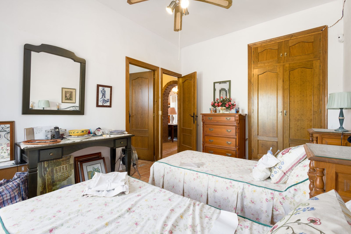 3-slaapkamer villa in Coín (Miralmonte) met zwembad in Coín - foto 14