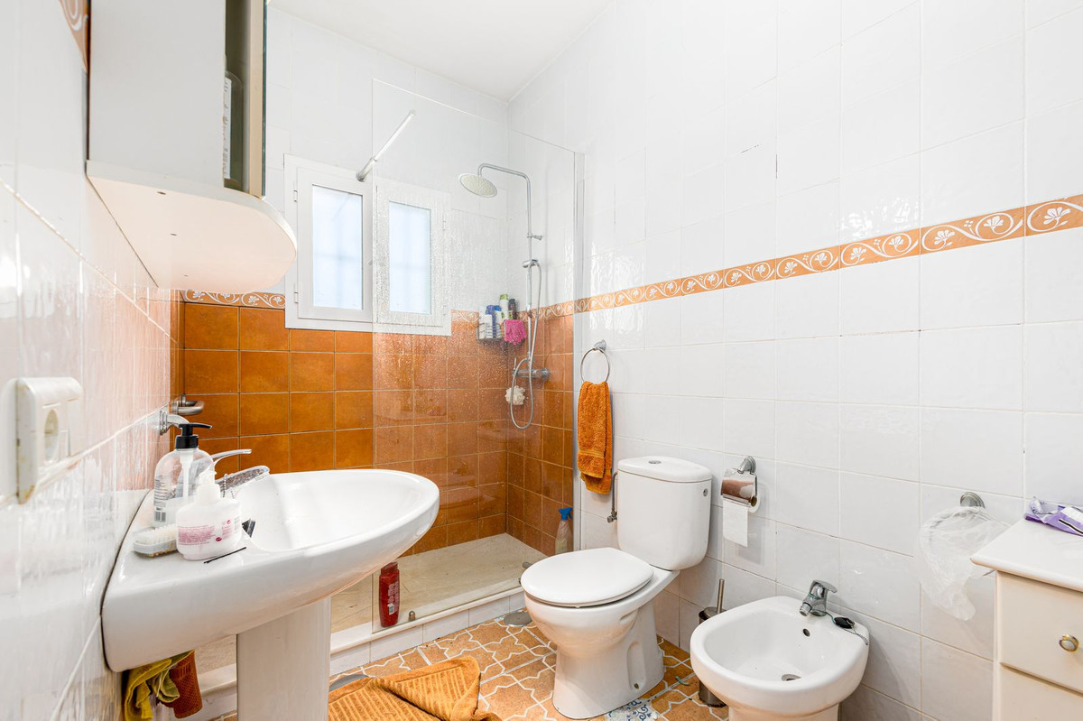 3-slaapkamer villa in Coín (Miralmonte) met zwembad in Coín - foto 15