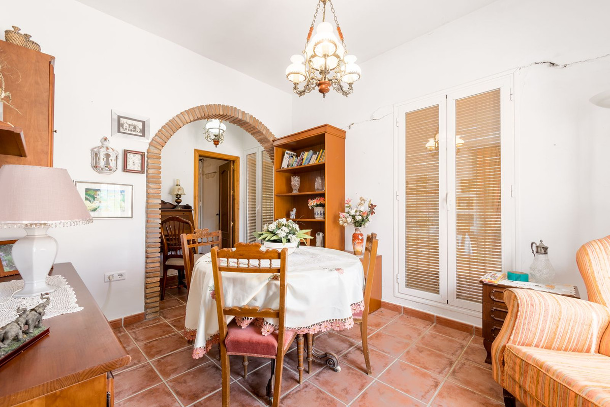 3-slaapkamer villa in Coín (Miralmonte) met zwembad in Coín - foto 17