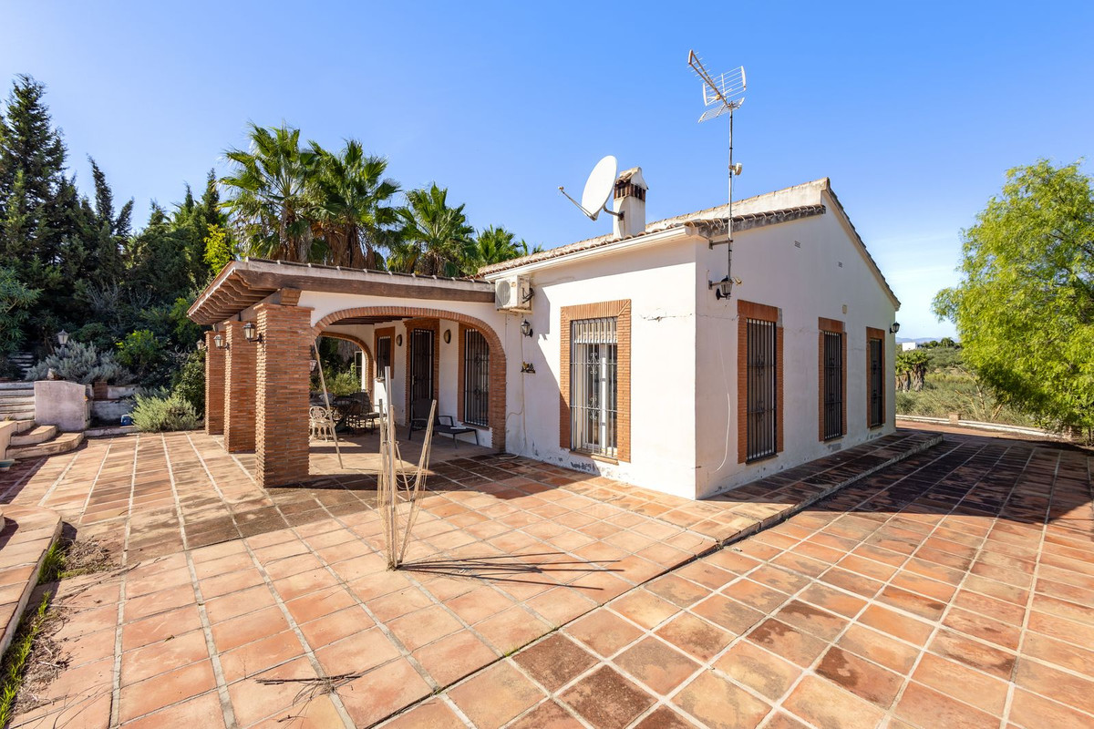 3-slaapkamer villa in Coín (Miralmonte) met zwembad in Coín - foto 3