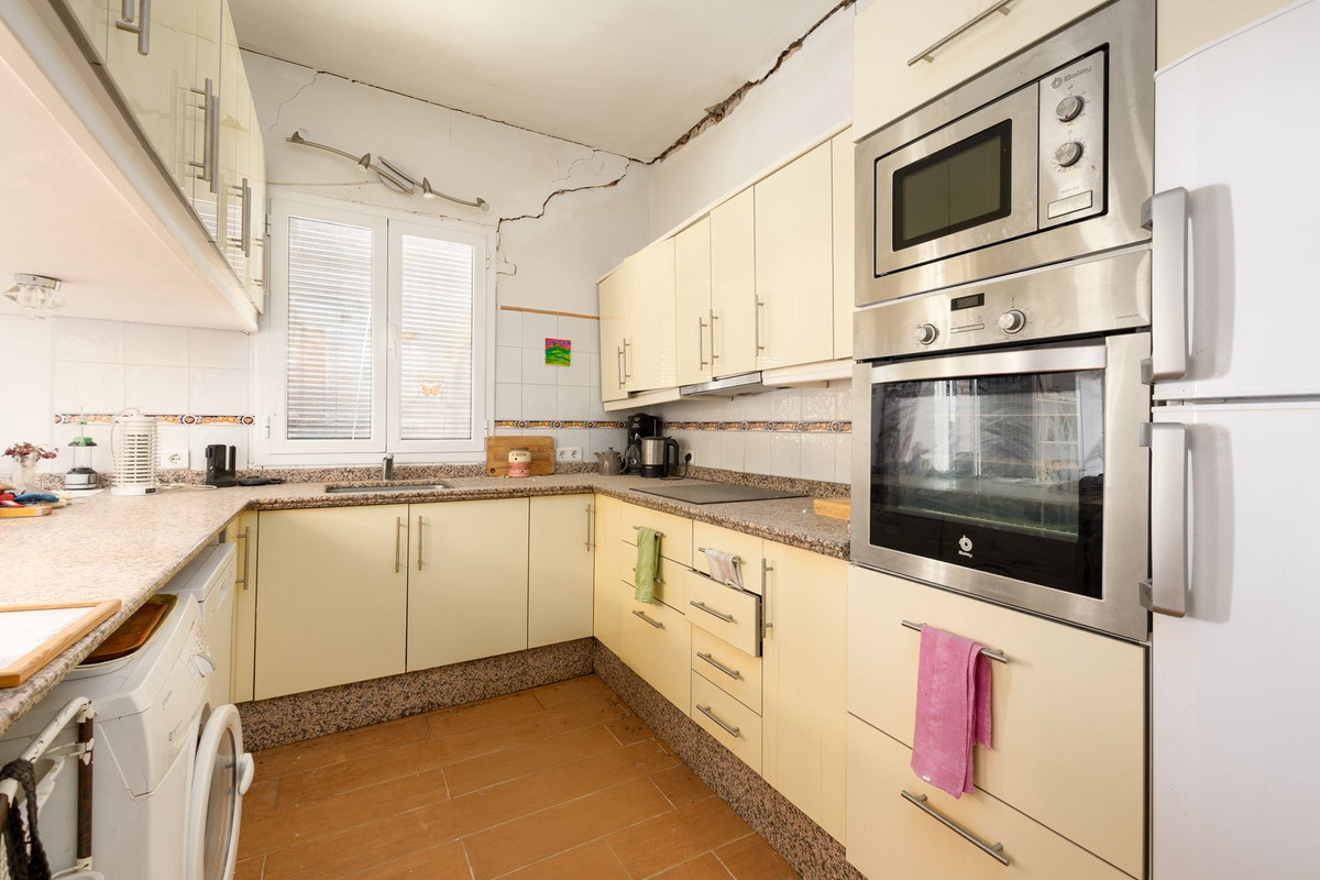 3-slaapkamer villa in Coín (Miralmonte) met zwembad in Coín - foto 9