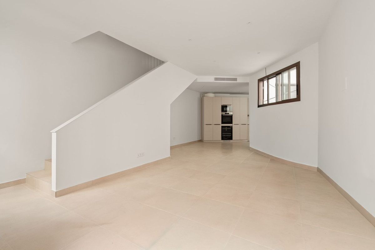 3 bedroom House in Estepona in Estepona - foto 2