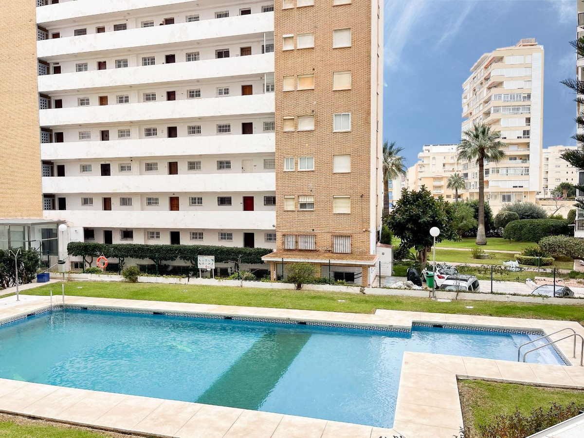 1 bedroom Apartment in Fuengirola in Fuengirola - foto 2