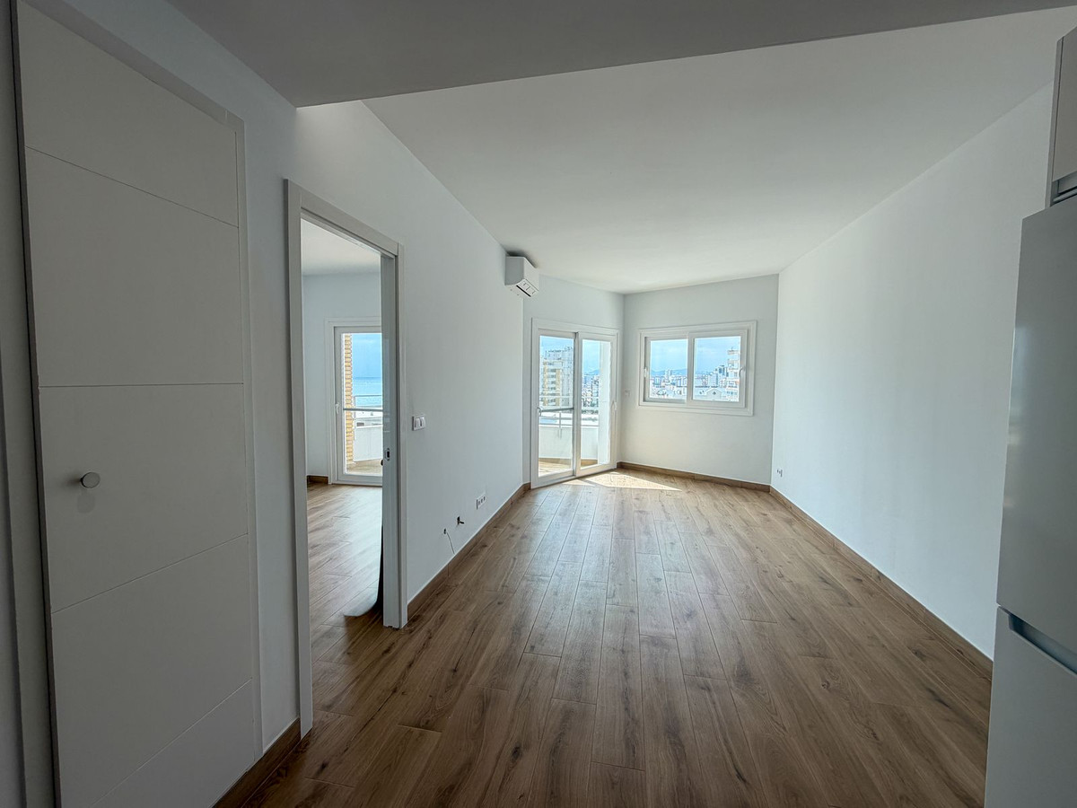 1 bedroom Apartment in Fuengirola in Fuengirola - foto 12