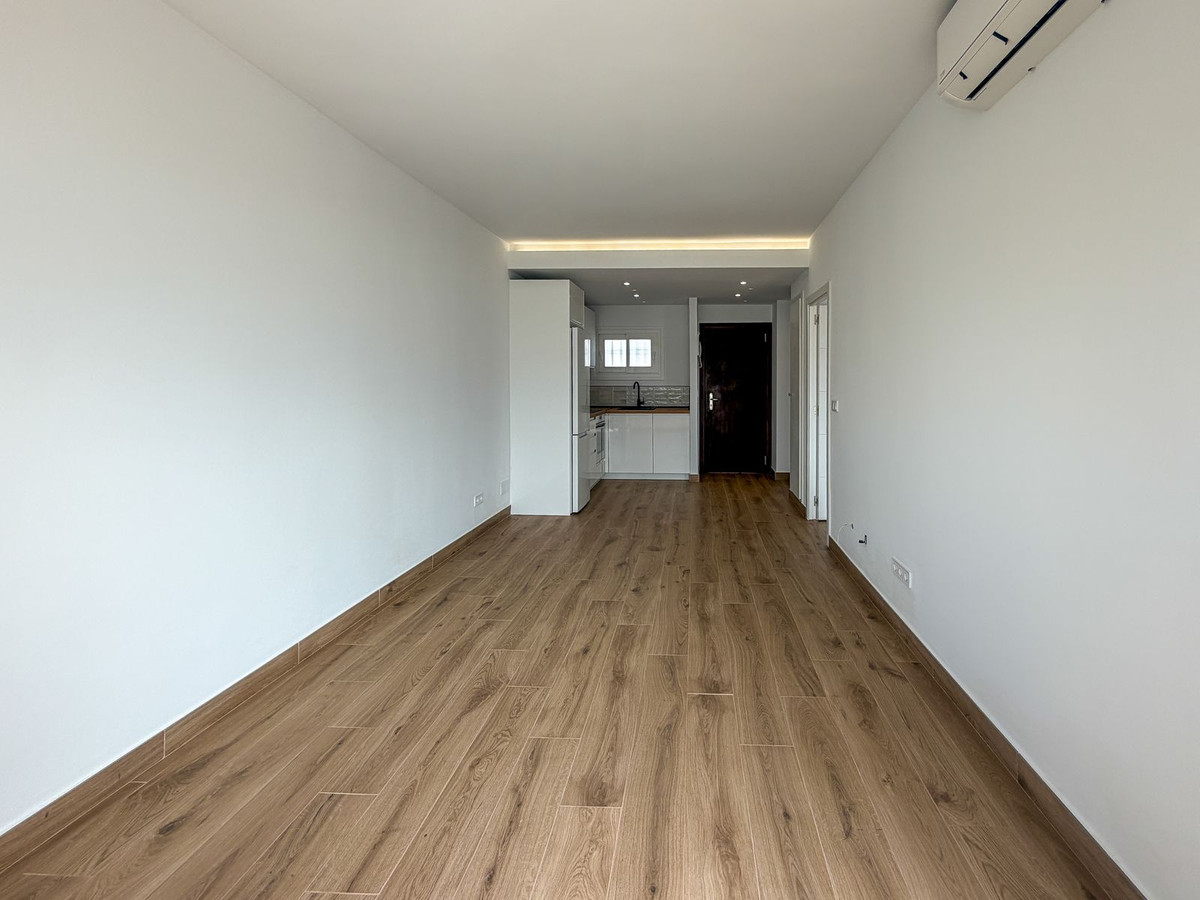1 bedroom Apartment in Fuengirola in Fuengirola - foto 8