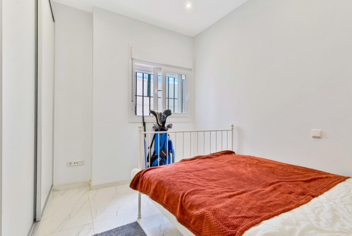 2 bedroom Apartment in San Pedro De Alcántara in San Pedro de Alcántara - foto 7