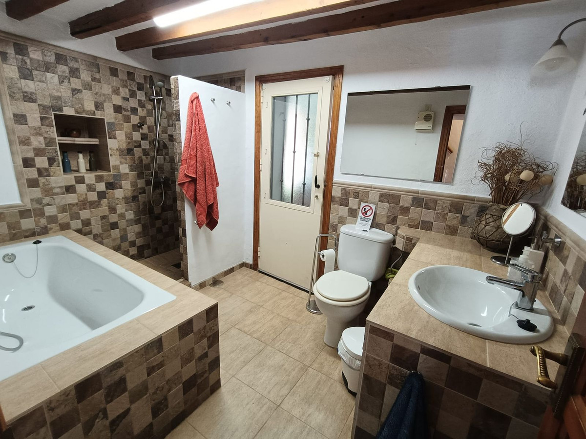Finca met drie slaapkamers nabij Almogía in Almogía - foto 13