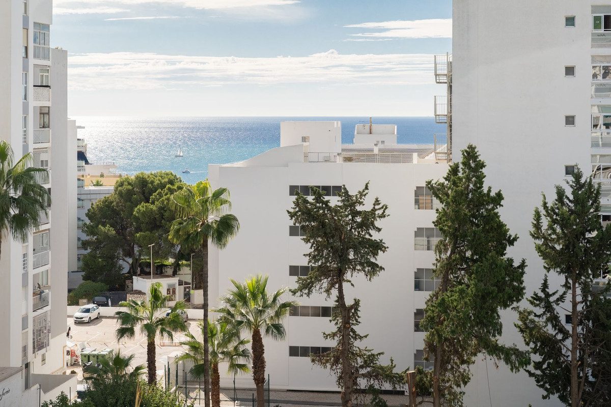 1 bedroom Apartment in Benalmadena Costa in Benalmadena Costa - foto 16