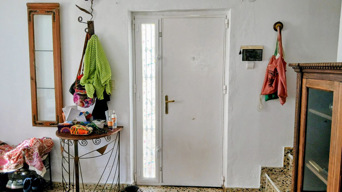 Drie-slaapkamer stadswoning in Almáchar in Almachar - foto 5