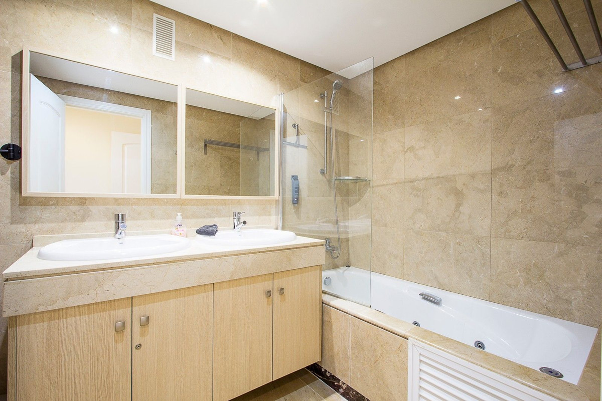 2 bedroom Apartment in La Duquesa in La Duquesa - foto 12